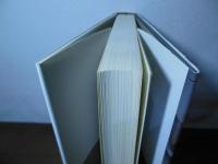 テクストはまちがわない : 小説と読者の仕事