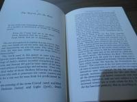 [洋書] Man in the Universe: Some Continuities in Indian Thought (English Edition)