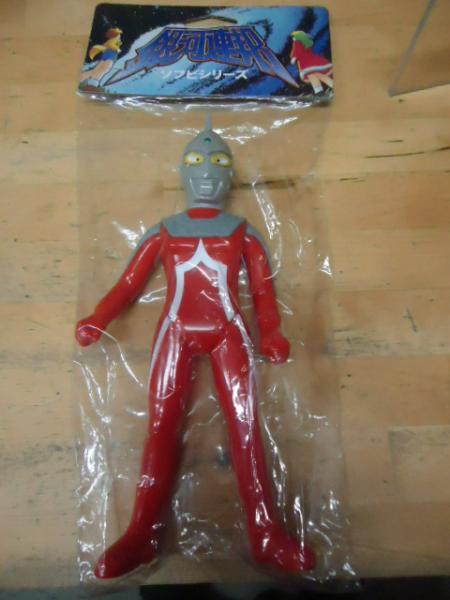 超歓迎 銀河連邦ソフビシリーズ ウルトラセブン 特撮