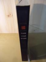 The essential Frank Lloyd Wright : critical writings on architecture
