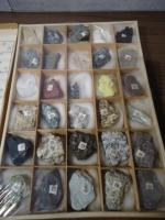 鉱物岩石標本　　地下資源研究資料