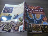 Wool Appliqué Folk Art: Traditional Projects Inspired by 19th-Century American Life (English Edition)