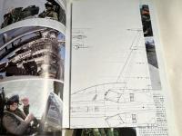 MODEL ART PROFILE 8 アメリカ海軍F/A-18 スーパーホーネット
モデルアートプロフィール平成22年9月号増刊
SUPER HORNET of US NAVY F/A-18 E/F/G