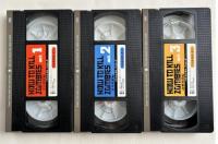VHS『HOW TO KILL ZOMBIES』1〜3巻揃 
ハウ トゥ キル ゾンビーズ 　ビデオテープ