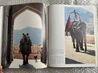 世界のジプシー 写真集
GYPSIES OF THE WORLD