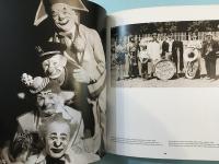 1000 CLOWNS MORE OR LESS クラウン（ピエロ）(H.THOMAS STEELE