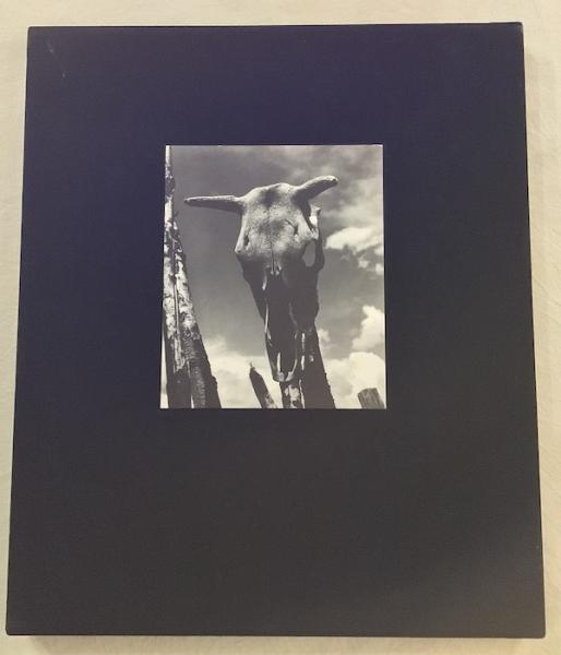 洋書THE GEORGIA O‘KEEFFE MUSEUM ジョージア・オキーフ O'keeffe Book : ジョージア・オキーフとふたつの家 / Georgia O
