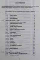 ASPECTS OF ENGLISH SYNTAX AND STYLE ： A COMPARATIVE STUDY