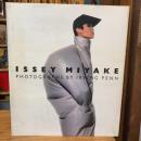 Issey Miyake by Irving Penn/三宅一生
