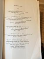 Dark Avenues (Alma Classics) 【英訳版】