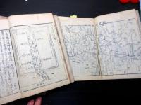 和本江戸明和9年（1772）地誌「再校江戸砂子温故名蹟誌」8冊揃い