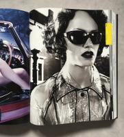 Prada MILANO (日本語)