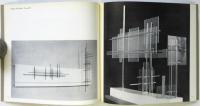 Experiment in Fläche und Raum（平面と空間展図録）