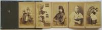TYPES RUSSES　典型的ロシア人写真帖