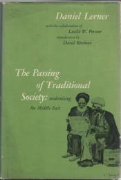 The Passing of Traditional Society: Modernizing the Middle East