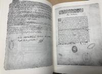 Essais. Reproduction en fac-similé de l 'exemplaire de Bordeaux 1588 annoté de la main de Mongaigne I/II/III, Adaptation et traduction en francais moderne I/II/III