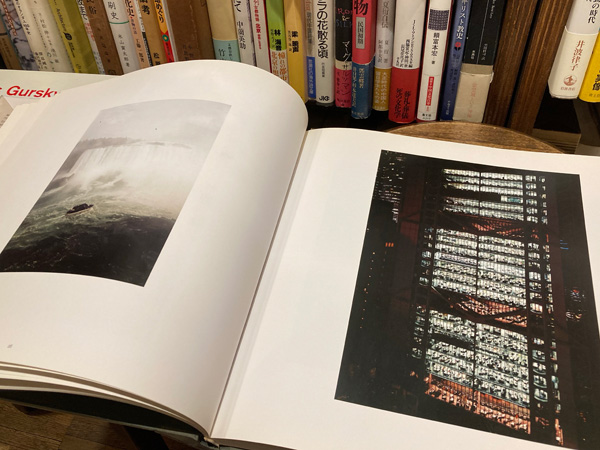 Andreas Gursky : Photographs from 1984 to the Present