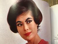 【痕跡本】レース編み　カシミロンポーラー作品集　（子供以外の全ての人物モデル写真に厚化粧盛り書き込みあり）