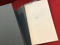 【仏語洋書スリップケース入り32ｐ薄冊子】Daniel Dobbels（ダニエル・ドッベルズ、舞踏家・作家）&Daniel Nadaud（ダニエル・ナドー、彫刻家・版画家・画家）作品集『Mer Noir（黒海）』　※限定80部の内47番、両者サイン入り