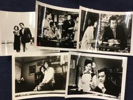 ＜映画スチール写真＞「雨のめぐり逢い」山城新伍ほか ５枚一括（少反り）