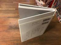 Ｌｅｓｓ　ｉｓ　（福岡「吉富寿し」大将 吉富等、握る。写真家 ホンマタカシ、撮る。）