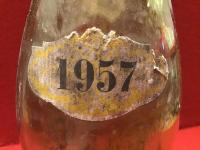 【ビンテージワイン空ボトル】CLOS VOUGEOT 1957　CHARLES NOELLAT, VITIzculteur A VOSNE-ROMANEE (COTE-D'OR)　クロ・ド・ヴージョ　生産／シャルル・ノエラ　1957年　※EMPTY  NOWASH（あえて洗浄しておりません）