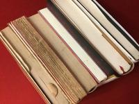川内康範著書（うち1冊編著）6冊一括　・日本の壁　・俗徒　・対談集 秦野章と十八人のサムライたち（編著）　・吾等原爆に降伏せず（献本署名入り）　・生涯助っ人 回想録　・タクシードライバー黒田軟骨の女難