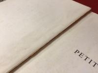 Le Petit Robert2 Dictionnaire Universel Des Noms Propres カラー版仏仏『プチ・ロベール世界固有名詞事典』　※外装欠