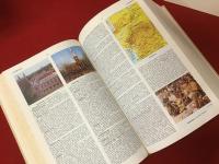 Le Petit Robert2 Dictionnaire Universel Des Noms Propres カラー版仏仏『プチ・ロベール世界固有名詞事典』　※外装欠