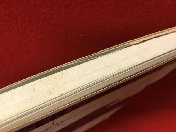 世界のジェット戦闘機(八代光司 著) / 古本、中古本、古書籍の