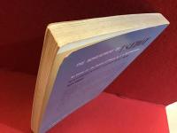 【洋書ペーパーバック】The achievement of T.S. Eliot : an essay on the nature of poetry T・S・エリオットの業績