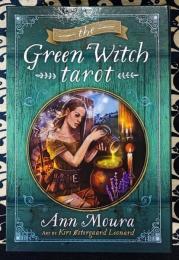 The Green Witch Tarot グリーン・ウィッチ・タロット