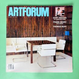 Artforum international 2001年夏号