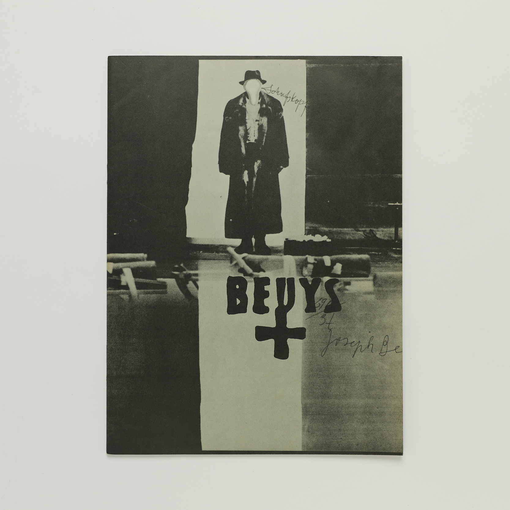 ヨーゼフ・ボイス展カタログ / 古本、中古本、古書籍の通販は「日本の