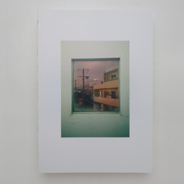 濵本奏 写真集 midday ghost(濵本奏) / 古本、中古本、古書籍の通販は