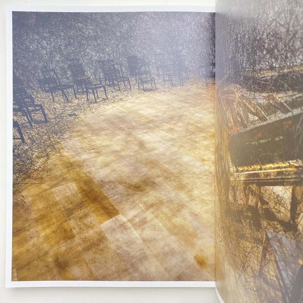 塩田千春展：魂がふるえる カタログ(森美術館) / 古本、中古本