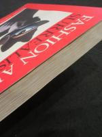 Fashion and surrealism　＜英語版＞