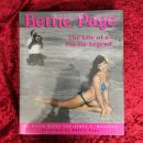 Bettie Page: The Life of a Pin-Up Legend　洋書