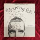 Daring Dos: History of Extraordinary Hair　洋書