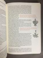 BLÜTEN, KRÄUTER UND ESSENZEN　中世写本の草花と薬草　洋書