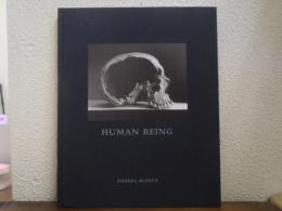 HUMAN　BEING