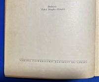 トルコ語　『ATAT〓RK 〓nderli〓inde K〓lt〓r Devrimi Kalk〓nma 〓〓in B〓lgesel 〓〓birli〓i (RCD) Semineri Tebli〓leri (9-11 Kas〓m 1967)』 アタチュルクの指導の下での文化革命:開発のための地域協力 (RCD) セミナー論文 (1967 年 11 月 9 ～ 11 日)