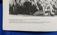 英文書『THE INDELIBLE IMAGE　PHOTOGRAPHS OF WAR-1846 TO THE PRESENT』