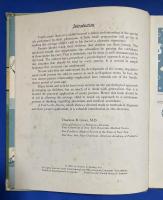 英文書 『A VISIT TO THE DOCTOR』