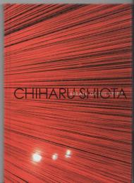 塩田千春 : 精神の呼吸　（図録）