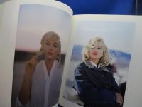 マリリン・モンロー　レンズの向こうの真実　