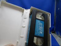 ビデオ 　トーベ・ヤンソンのムーミンズ 語り/岸田今日子・岸田智史(1998)■ＶＨＳ　日本語/英語/スウェーデン語　