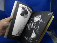 蝸牛の軌跡 : 1949-1974 秋山庄太郎作品集 ※謹呈サイン入り 昭和49年 写真集 昭和49年