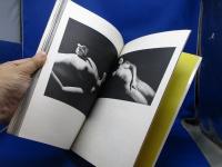蝸牛の軌跡 : 1949-1974 秋山庄太郎作品集 ※謹呈サイン入り 昭和49年 写真集 昭和49年