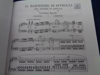 輸入楽譜/ヴォーカル譜/ロッシーニ/セビリアの理髪師/Rossini/Il Barbiere di Siviglia/
大きさ縦約27cm×横約19cm/RICORDI/488P
